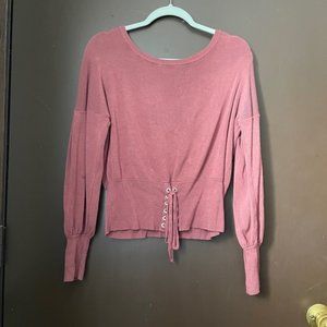 🦀2/$25 Express Mauve Sweater